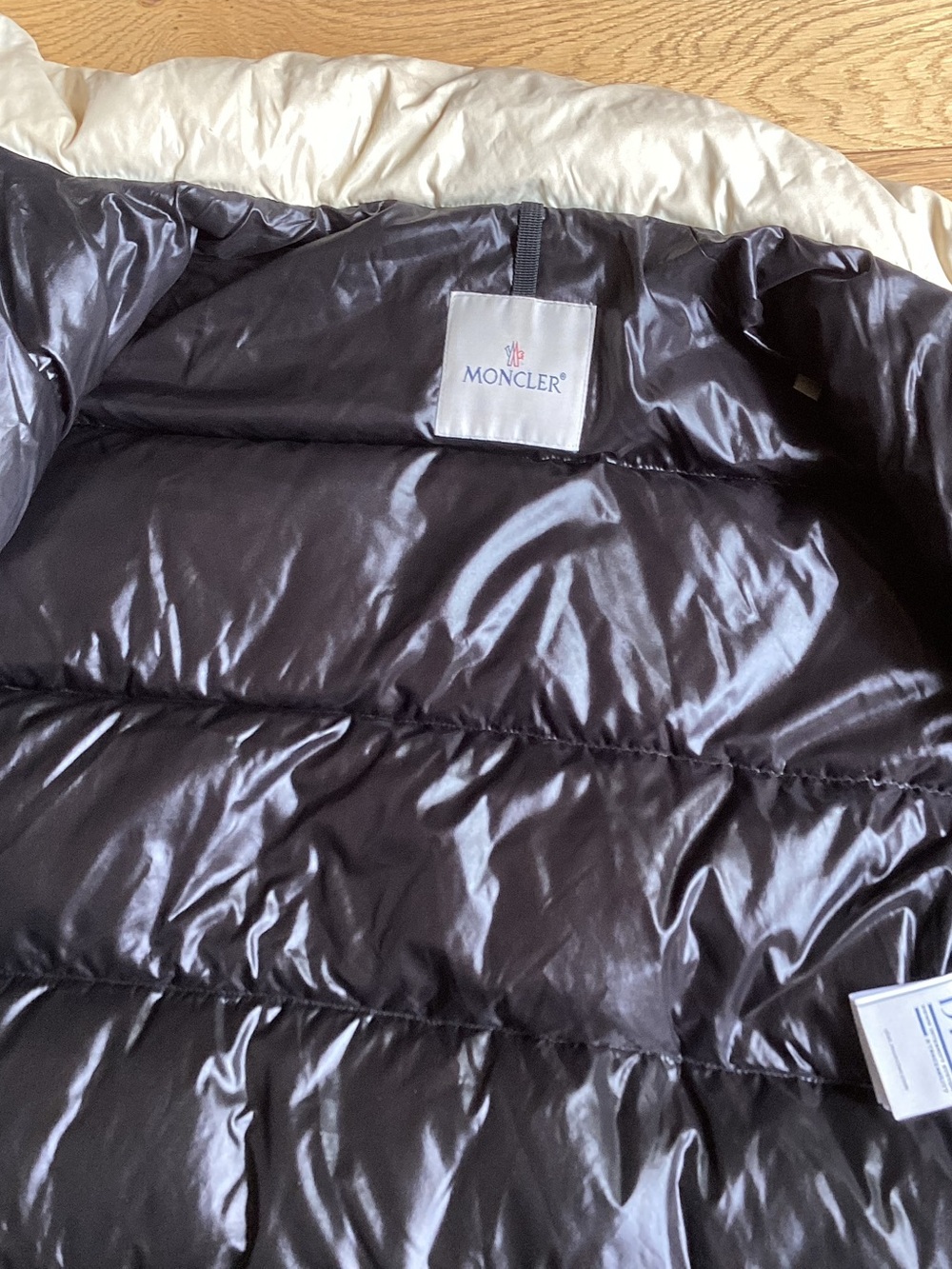 Moncler Black & cream Chouelle down jacket - Picture 8 of 12